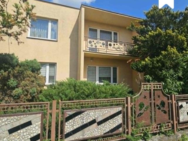 Urokliwy dom 156m2 z dużym ogrodem i garażem