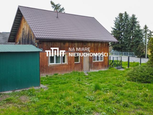 Polecam urokliwy dom 50 m² z dużym ogrodem i garażem