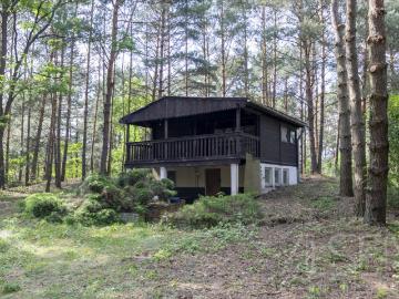 Urokliwy dom letniskowy 58 m2 z tarasem i działką 1080 m2
