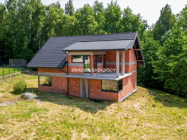 Urokliwy dom z widokiem na góry i las, 130 m2, Głogoczów
