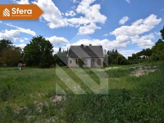 Urokliwy dom z cegły na dużej działce 1666 m2 w Bydgoszczy