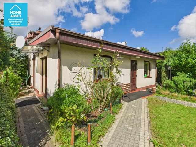Urokliwy dom z dużą działką 1540 m², cisza i prywatność