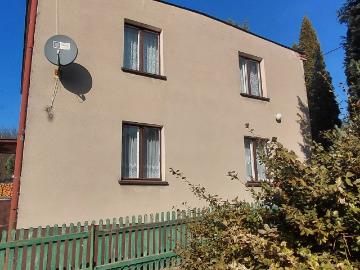 Urokliwy dom z dużą działką i garażem w Górznie