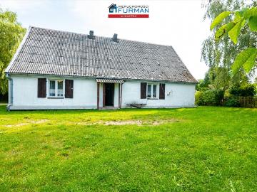 Urokliwy dom z historią na działce 1316 m² w Lipiu