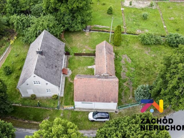 Urokliwy dom z kuźnią i strumieniem, 113 m2