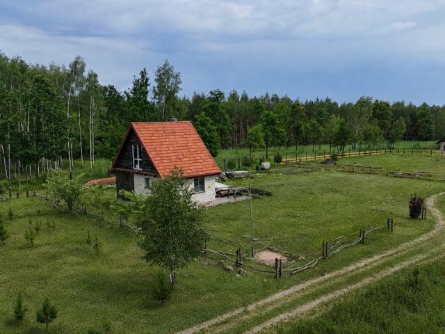 Urokliwy dom z naturalnych materiałów, rozbudowa, 70 m²
