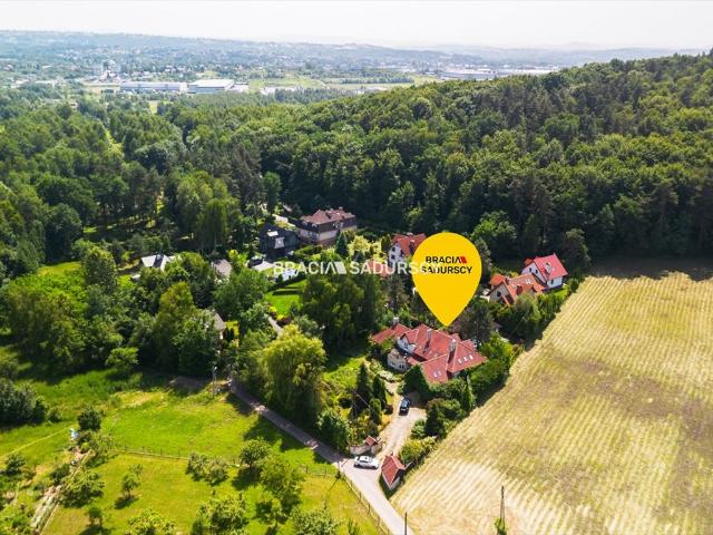 Urokliwy dom z ogrodem 530 m² w Tyncu polecam!