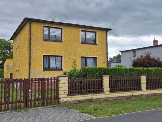 Do sprzedania urokliwy dom 90 m² z potencjałem w Chałupkach