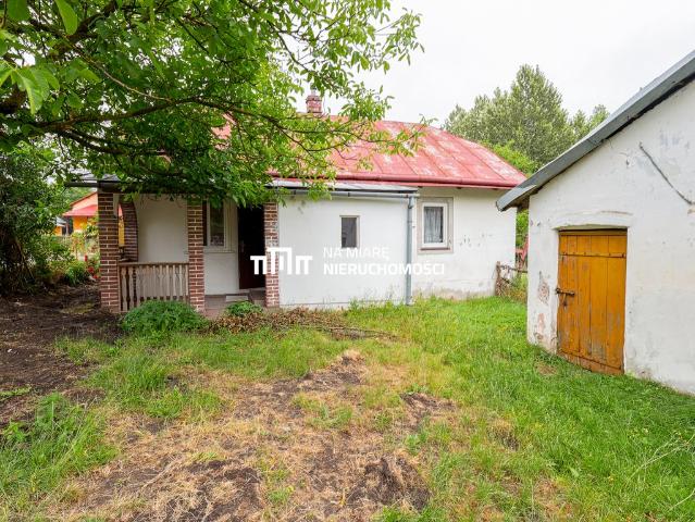 Urokliwy dom z potencjałem 180 m², 1500 m² działki