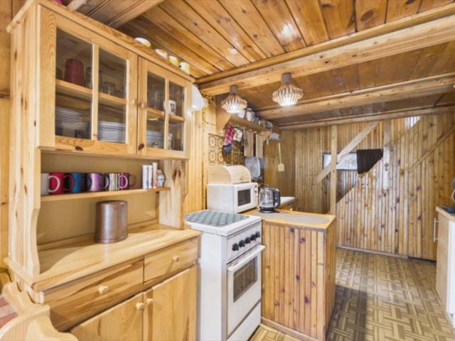 Urokliwy domek 40 m² na działce 610 m² z prywatnością polecam!