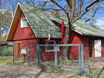 Urokliwy domek nad Jeziorem Średnim 80 m2 z tarasem