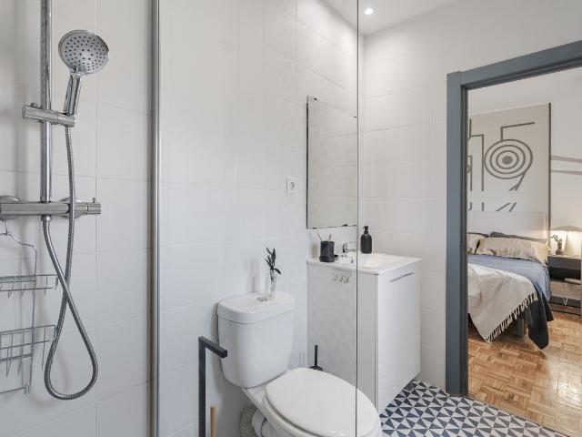Urania 3 bedrooms and office, terrace in Lista, Madrid Amsterdam Apartments for Rent