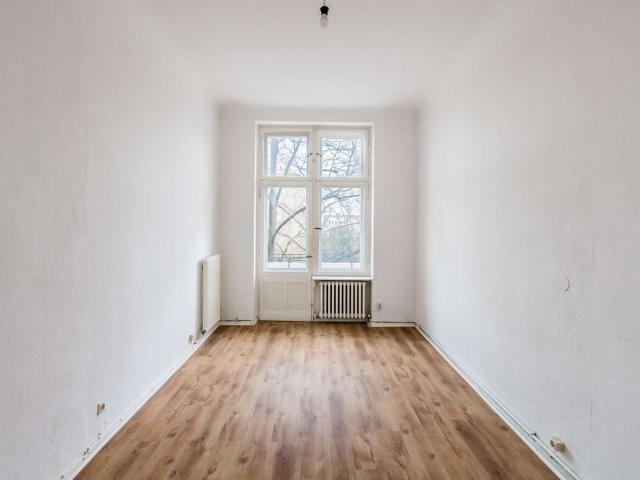 Urban wohnen am Tempelhofer Hafen: Helle 2 Zimmer mit Balkon