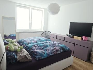 Urban Chic Apartment in Medienhafen– Quiet Street, Full Comfort & Green View ✨, Dusseldorf Amsterdam Apartments for Rent