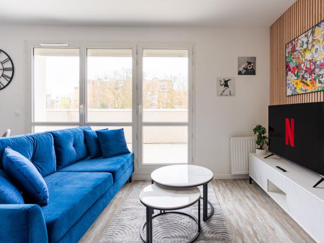 Urban Chic WIFI Terrace Parking direct access to Paris