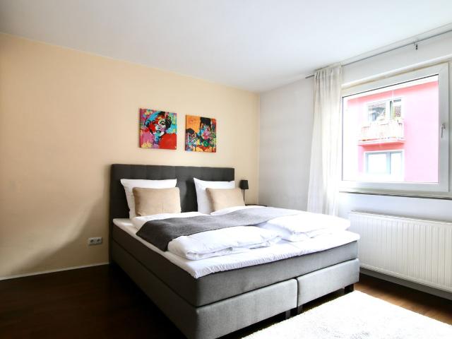 Urban city apartment in Ehrenfeld, Koln Amsterdam Apartments for Rent
