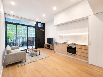 Urban Convenience Meets Parkside Living | Ground Level Studio Apartment