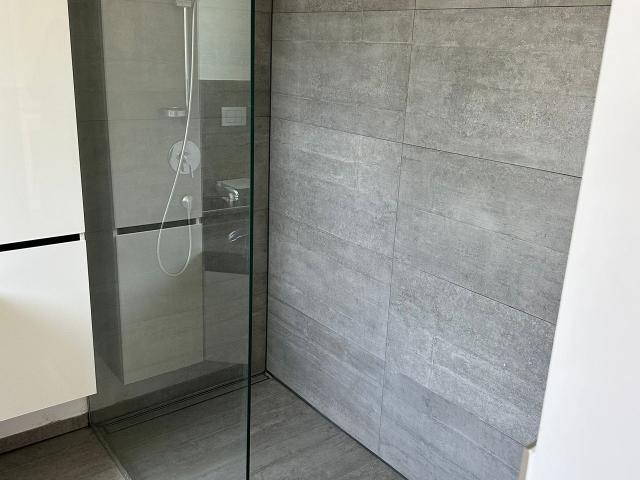 Urban dream home: Elegant 2 balcony flat with luxury fittings, Koln Amsterdam Apartments for Rent