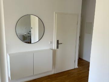 Urban dream home: Elegant 2 balcony flat with luxury fittings, Koln Amsterdam Apartments for Rent