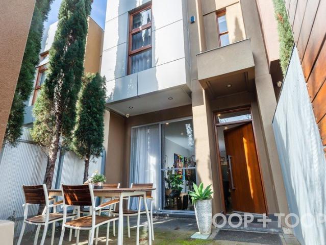 Urban Elegance in Brompton
