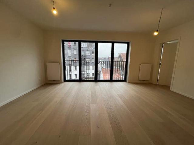 Urban elegance: New furnished 1 bedroom flat
