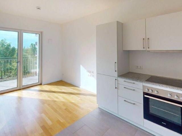 Urban Living am Gleisdreieck: Moderne 2 Zimmer Wohnung mit Balkon