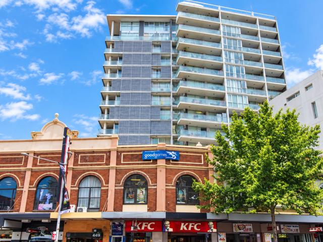Urban Living at Its Finest 1 Bedroom Apartment in the Heart of Ultimo