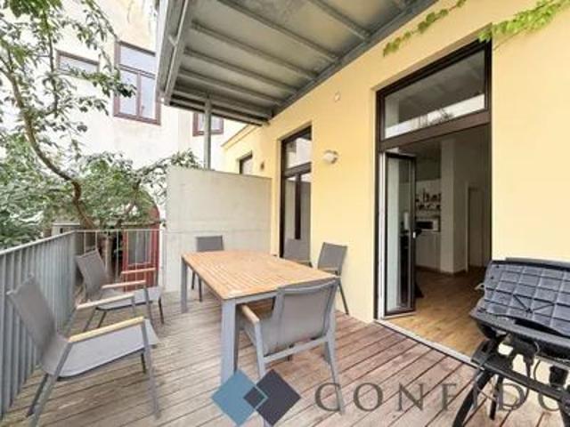 Urban Living einzigartige Wohnung mit Loftcharakter, Terrasse und Garten