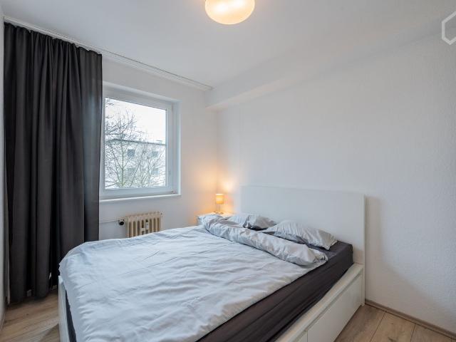 Urban living experience: modern 2 room flat with balcony in a quiet Reinickendorf location, Berlin Amsterdam Apartments for Rent