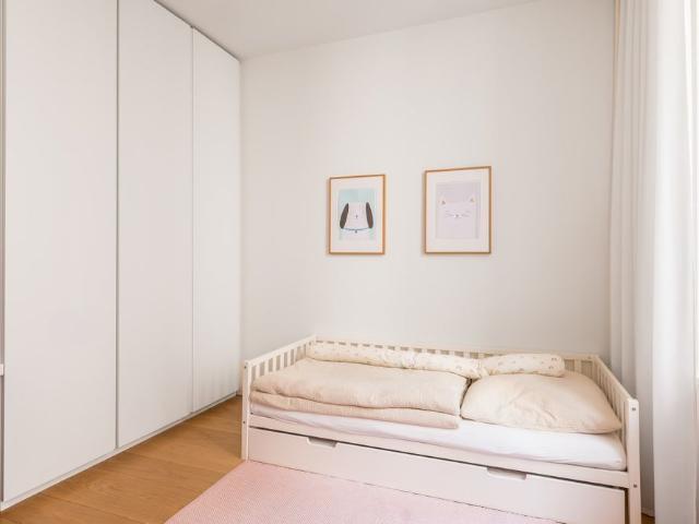 Urban Living in Schwabing: Stylische 3 Zimmer Wohnung mit Design Ausstattung
