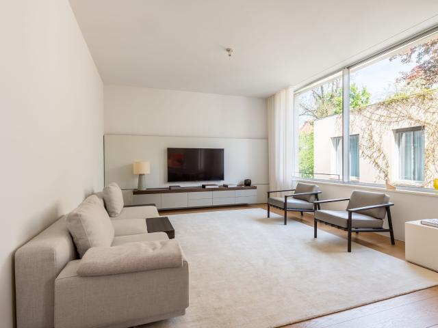 Urban Living in Schwabing: Stylische 3 Zimmer Wohnung mit Design Ausstattung