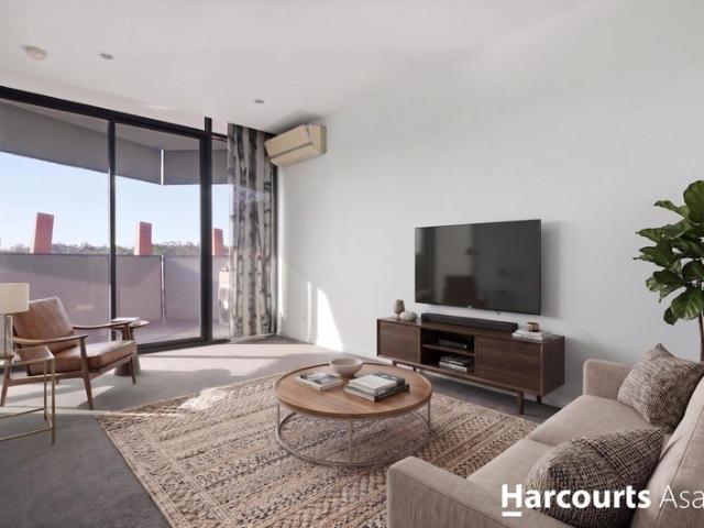 Urban Living in Travancore
