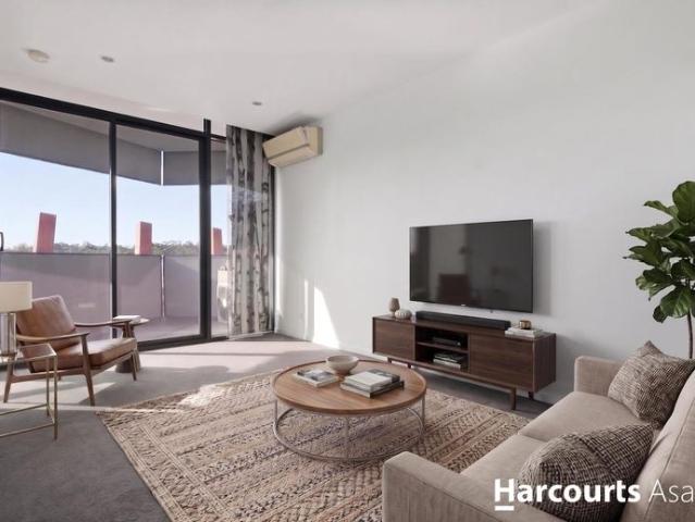 Urban Living in Travancore