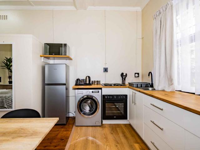 Urban Oaks Guest House