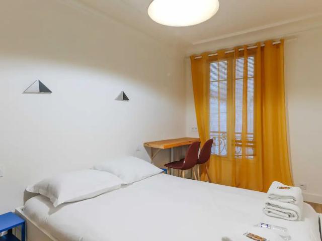 Urban Oasis: Cozy Apartment in the Heart of Paris's 19th Arrondissement, Paris Amsterdam Apartments for Rent