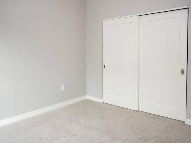 Urban Park I and II Apartments 2 Bedroom Apartment for Rent at 3601 Phillips Pkwy, St. Louis Park, MN 55426 Aquila