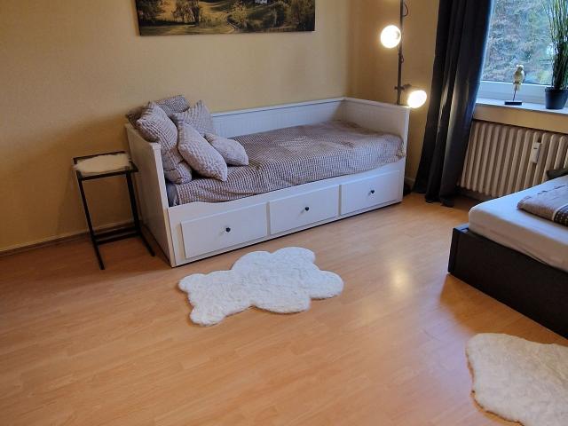 Urban & Practical Colonia Silva, Koln Amsterdam Apartments for Rent