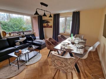 Urban & Practical Colonia Silva, Koln Amsterdam Apartments for Rent