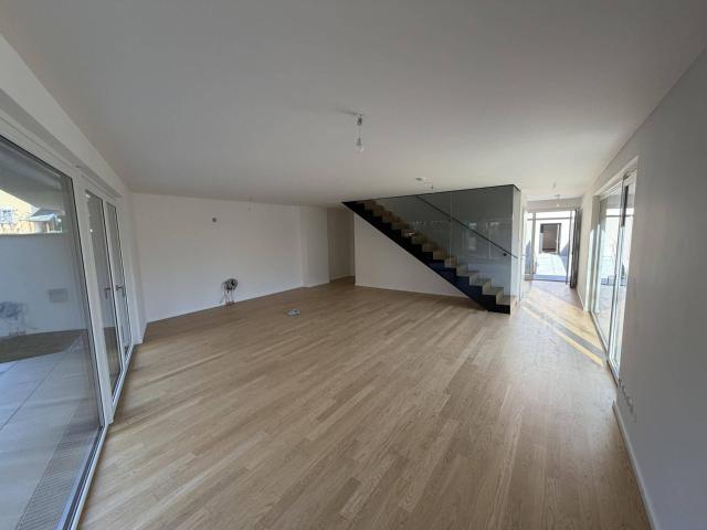 Urban Retreat mit Eigengarten moderne Villa in Brunn am Gebirge