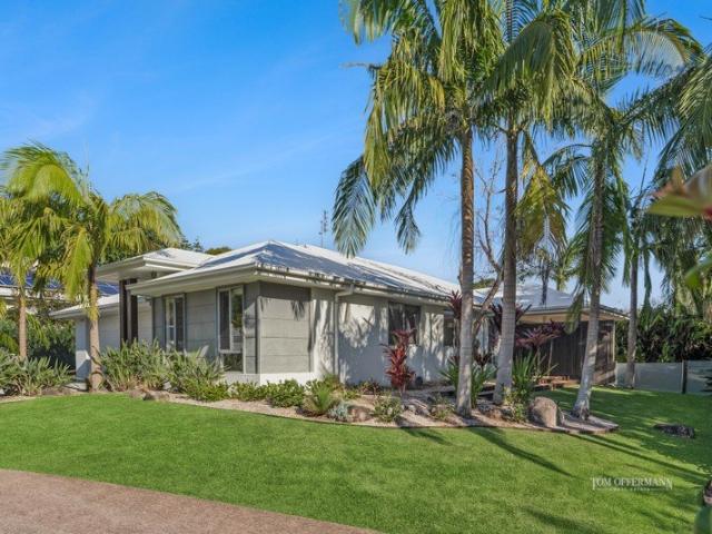 Urban Sanctuary: Exclusive & Private in Verdant Surrounds