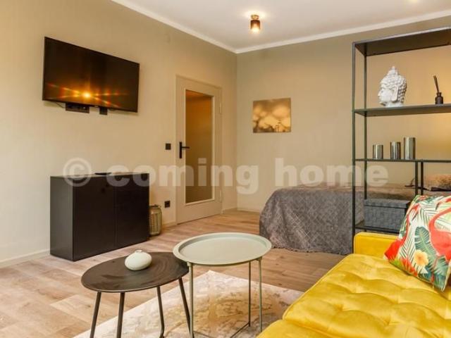 Urban Single Living