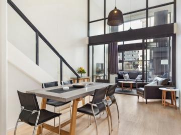 Urban Sophistication on the City Fringe