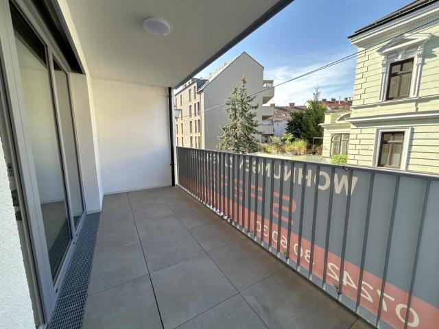 Urbane 3 Zimmerwohnung mit südseitiger Loggia und Einbauküche