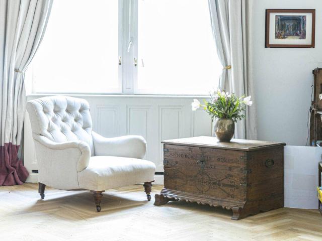 Urbaner Chic in einem architektonischen Juwel in bester Lage