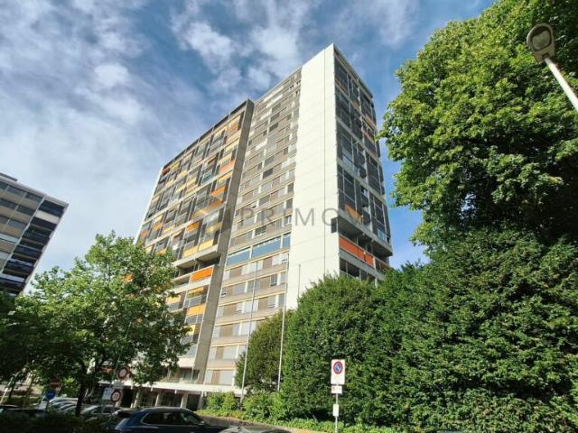 Urbaner Weitblick über Bern stilvoll wohnen im 19. Stock
