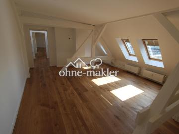 Urbanes Dachgeschoss Loft über zwei Etagen direkt am Ostkreuz