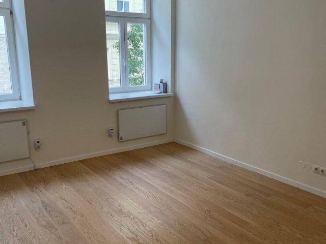 Klein, aber mein! Vollsanierte 1 Zimmer Wohnung in 1100 Wien für 149.900 €!