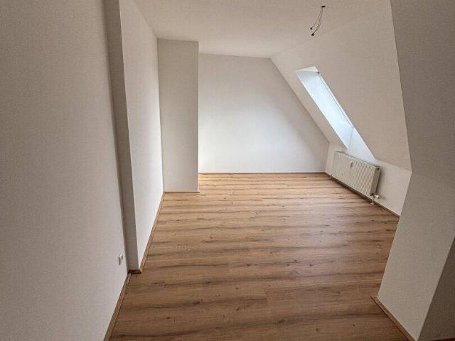 Urbanes Wohnen in zentraler Lage grüner Innenhof schöner und praktischer Schnitt erstklassige Infrastruktur in Linz/Kleinmünchen!