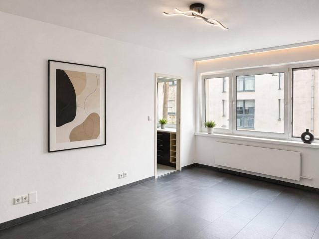 Urbanes Wohnen mit klarer Linie – kompakte 2 Zimmer Wohnung mit Lift Schönbrunn Nähe | ZELLMANN IMMOBILIEN