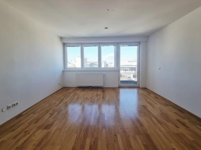 Urbanes Wohnen mit Lift & Loggia – 62,60 m², 5. Etage, sofort verfügbar | € 849, inkl. BK & USt